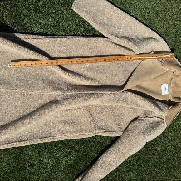 Velvet By Graham and Spencer Long Teddy Coat Tan Large - Picture 3 of 5
